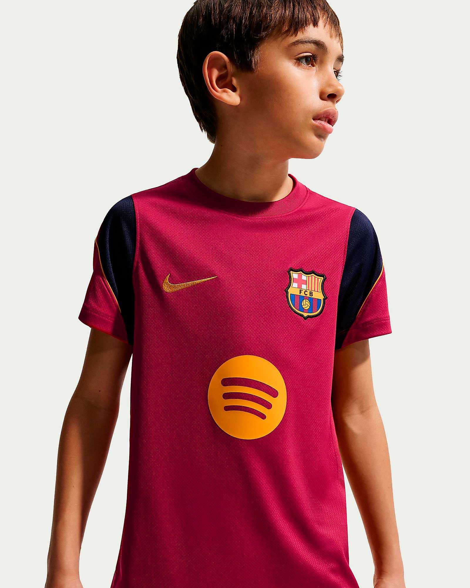 Camisola FC Barcelona 2026/2027 Strike Camisola FC Barcelona 2026/2027 Strike - Fútbol Factory