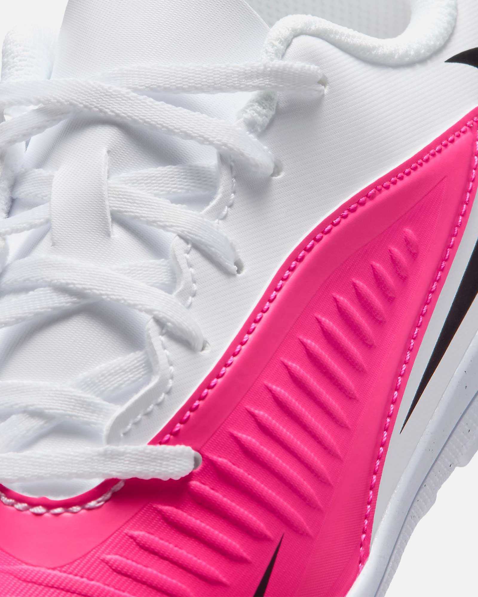 Botas Nike Phantom 6 Low Club Turf Botas Nike Phantom 6 Low Club Turf - Fútbol Factory