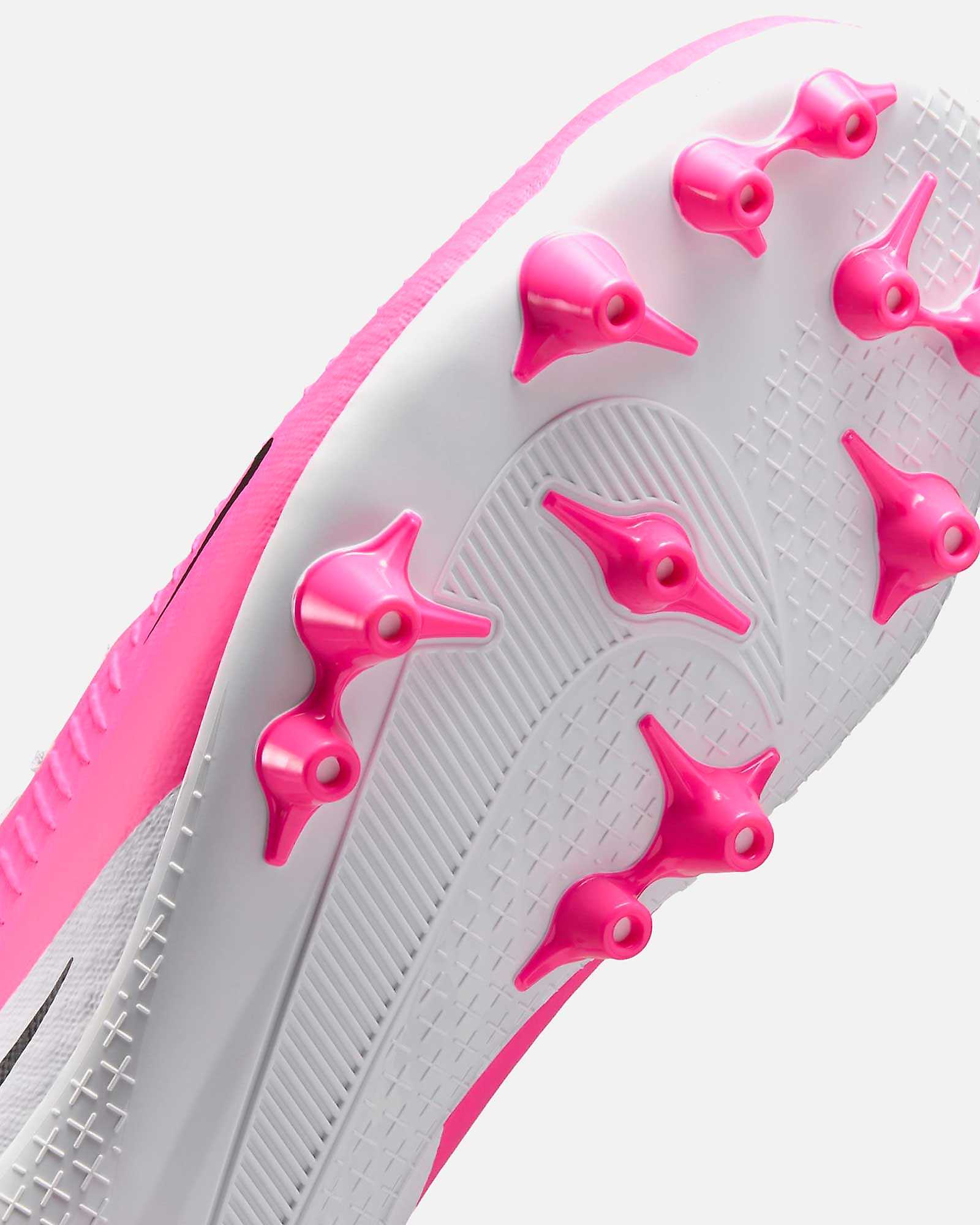 Botas Nike Phantom 6 Low Academy AG Botas Nike Phantom 6 Low Academy AG - Fútbol Factory