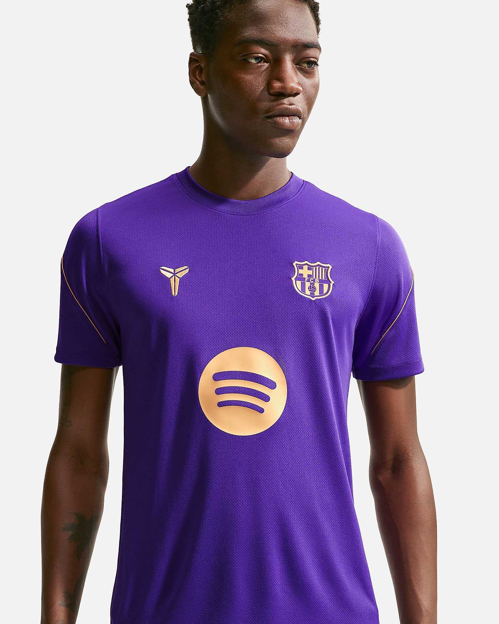 Camiseta FC Barcelona 2026/2027 Strike Kobe Camiseta FC Barcelona 2026/2027 Strike Kobe - Fútbol Factory