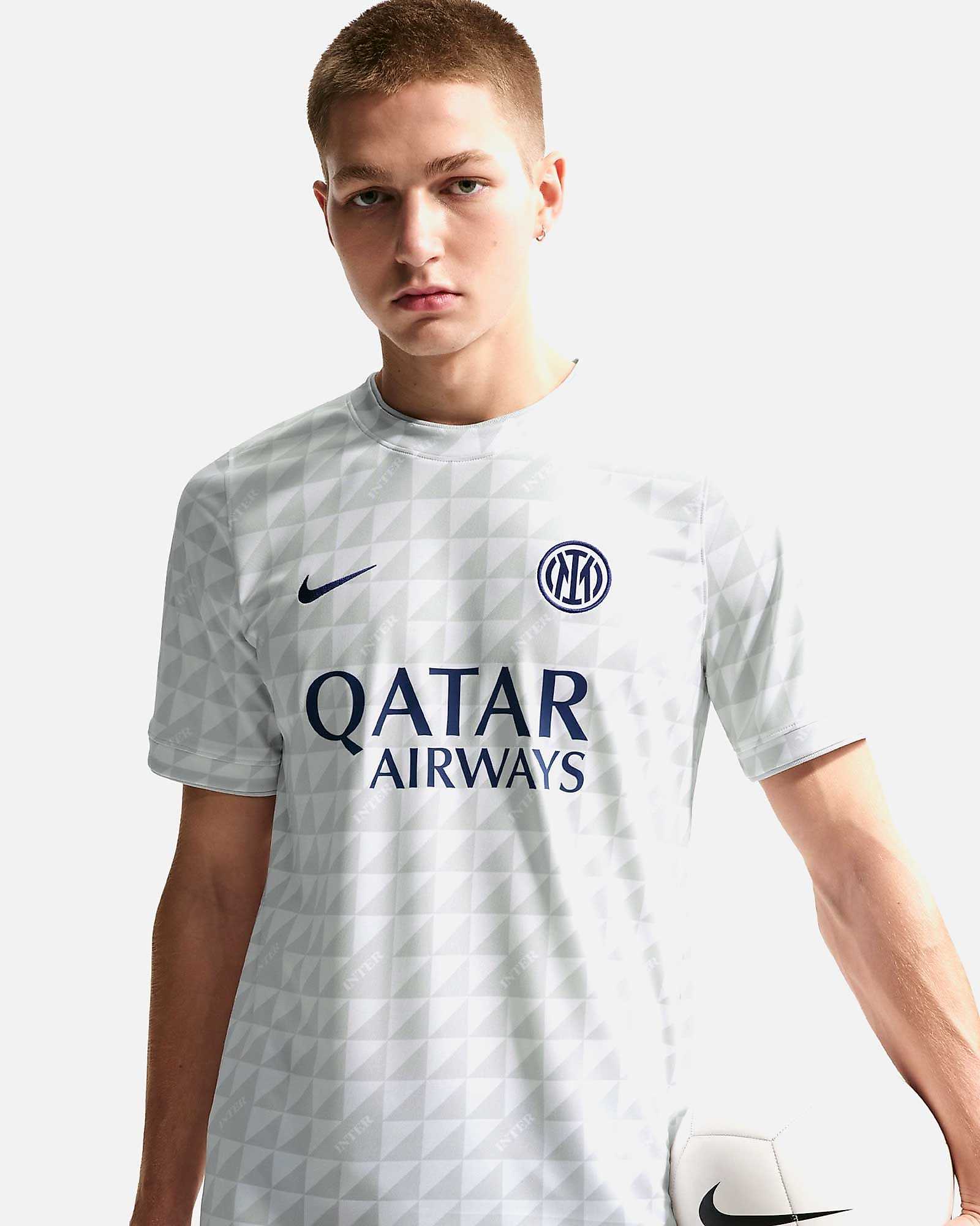 Camiseta Inter de Milán 2026/2027 Prematch Camiseta Inter de Milán 2026/2027 Prematch - Fútbol Factory