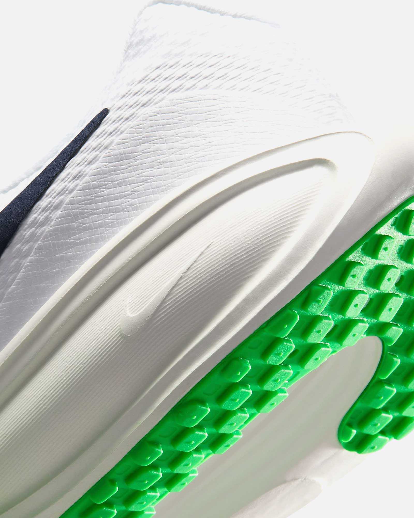 Sapatilhas Nike Revolution 8 Sapatilhas Nike Revolution 8 - Fútbol Factory