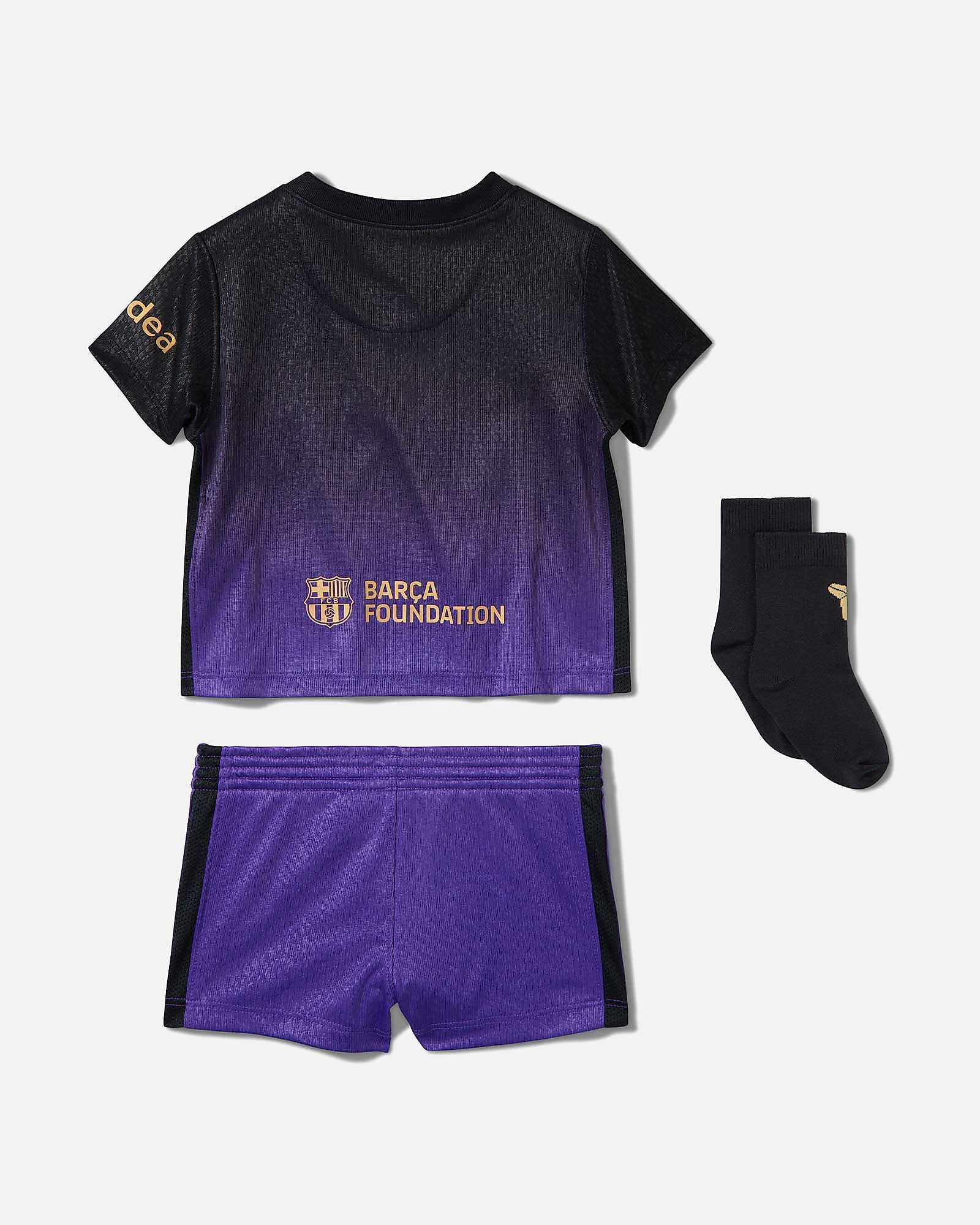 Conjunto 2ª FC Barcelona 2026/2027 Kobe Conjunto 2ª FC Barcelona 2026/2027 Kobe - Fútbol Factory