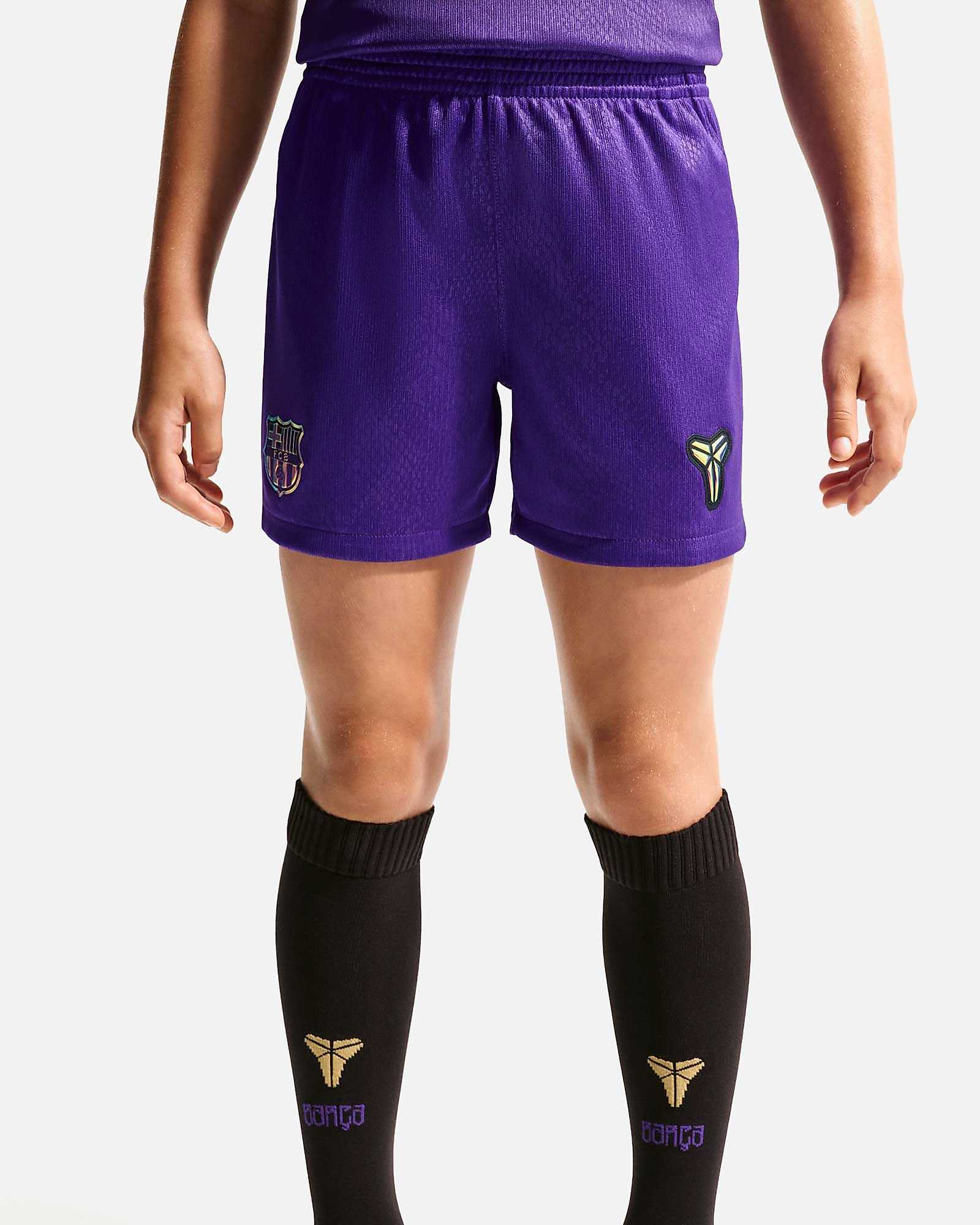 Conjunto 2ª FC Barcelona 2026/2027 Kobe Conjunto 2ª FC Barcelona 2026/2027 Kobe - Fútbol Factory