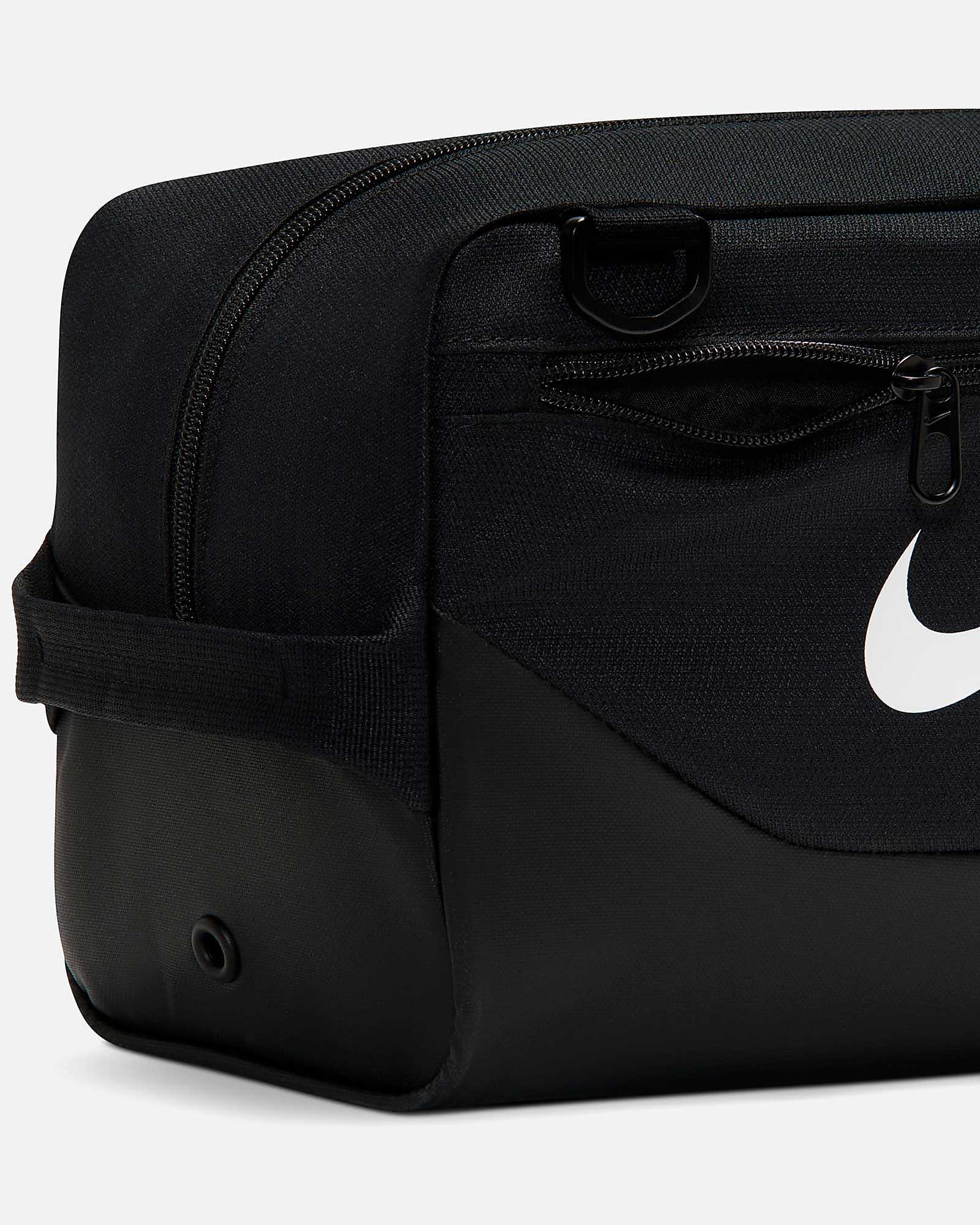 Saco para sapatilhas Nike Brasilia 11L Saco para sapatilhas Nike Brasilia 11L - Fútbol Factory