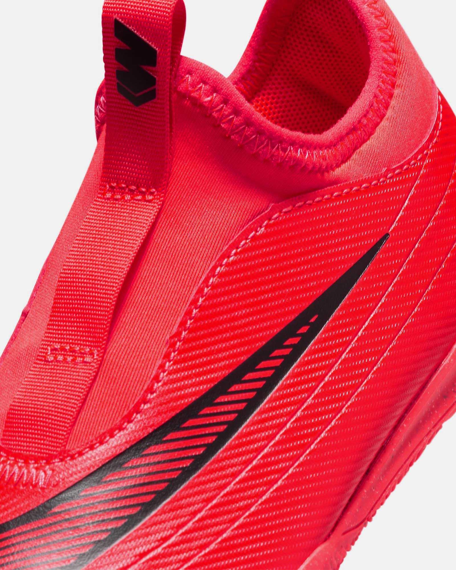 Nike Mercurial Vapor 17 IN Club Nike Mercurial Vapor 17 IN Club - Fútbol Factory