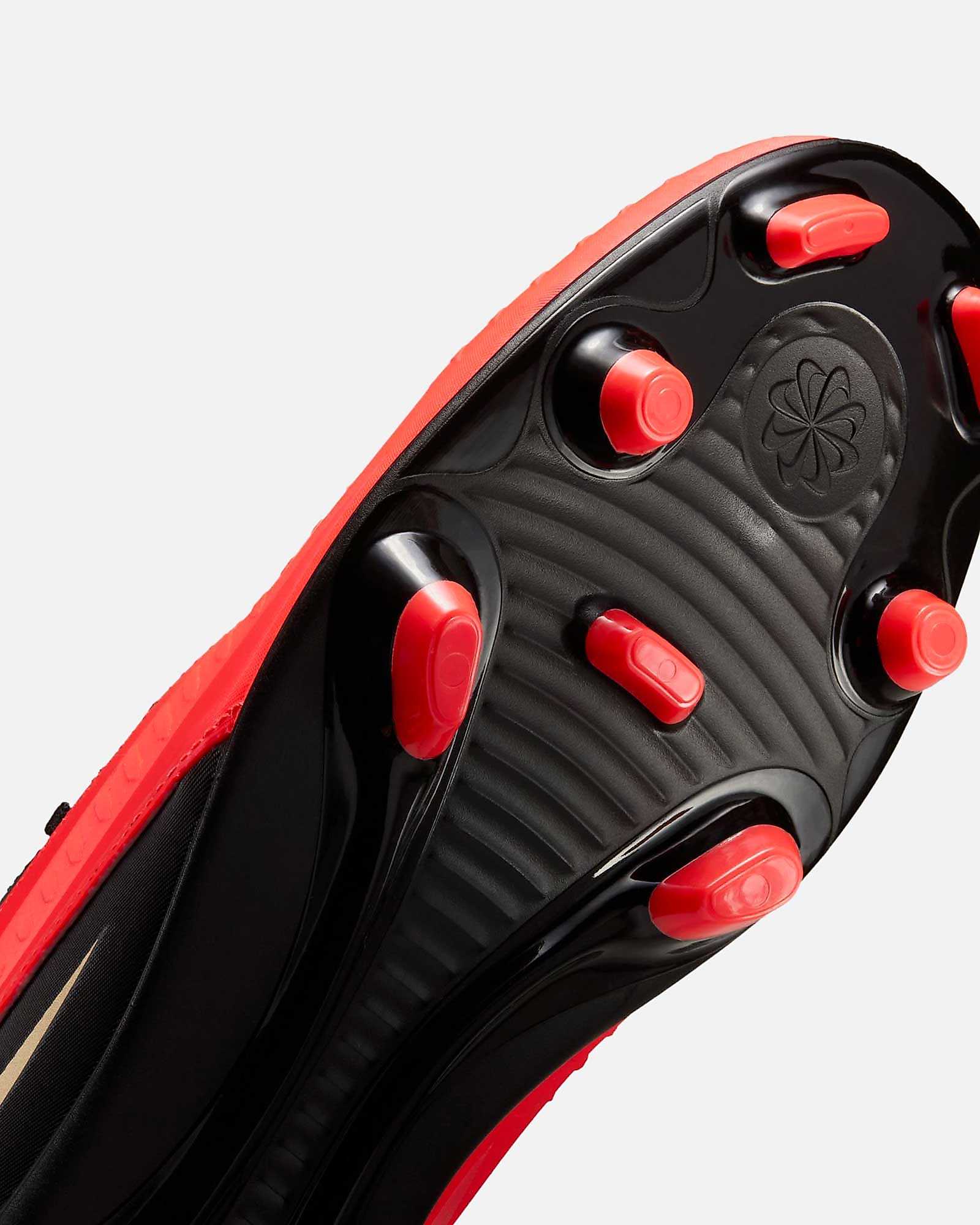 Chuteiras Nike Phantom 6 Low Club MG Chuteiras Nike Phantom 6 Low Club MG - Fútbol Factory