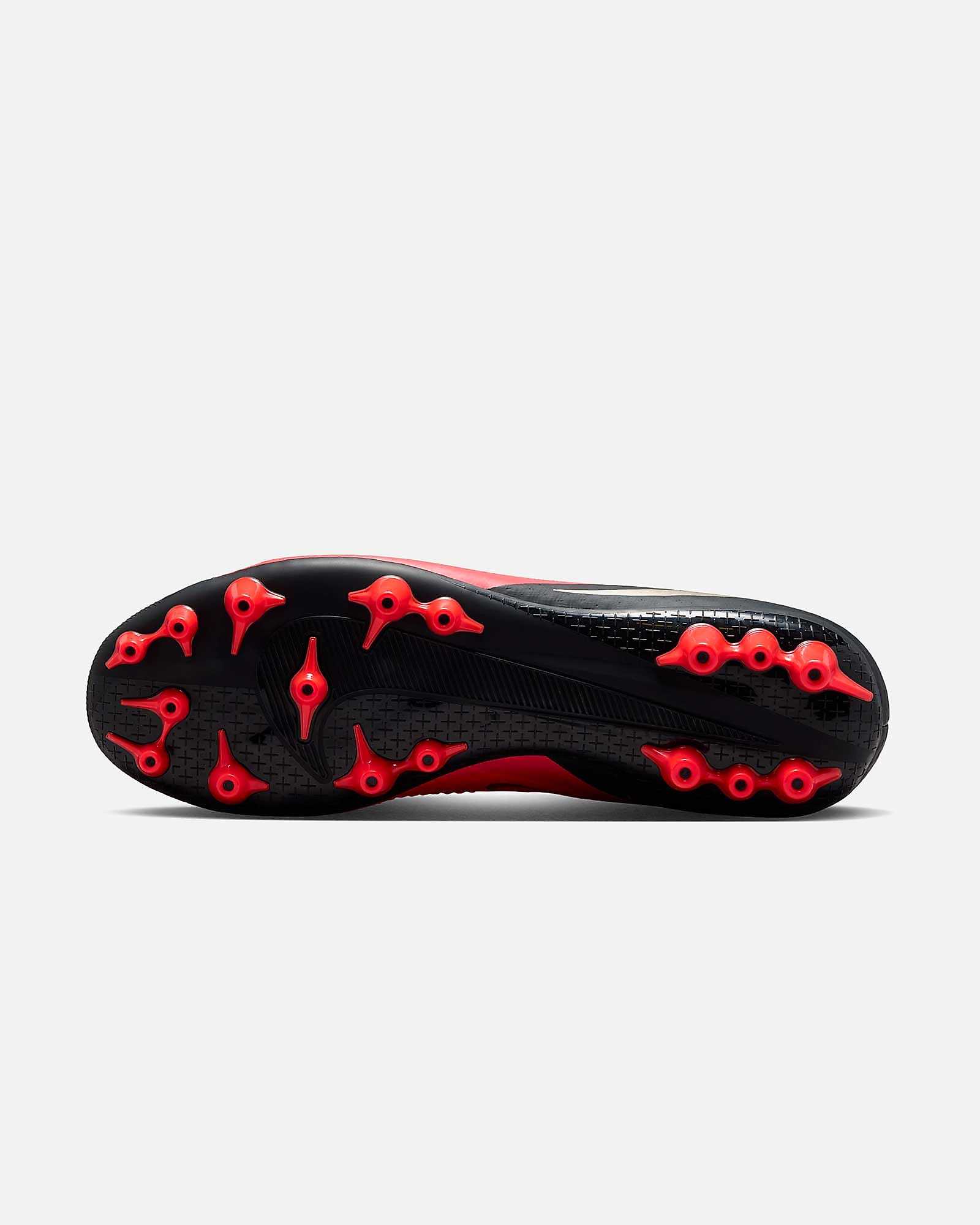 Botas Nike Phantom 6 Low Academy AG - Fútbol Factory