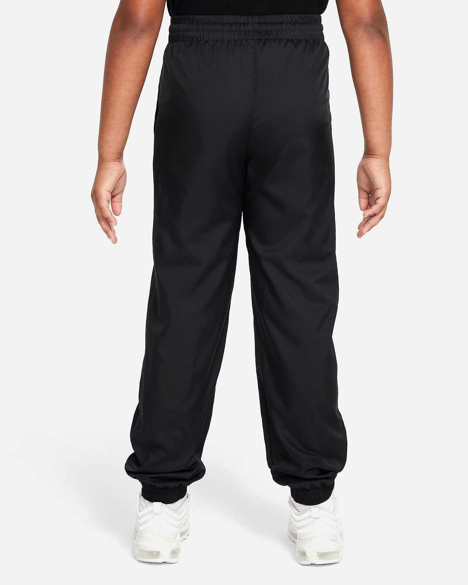 Pantalón Nike Sportswear Club Woven - Fútbol Factory