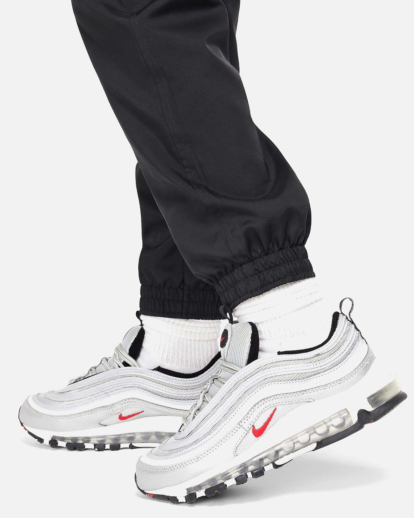 Pantalón Nike Sportswear Club Woven - Fútbol Factory