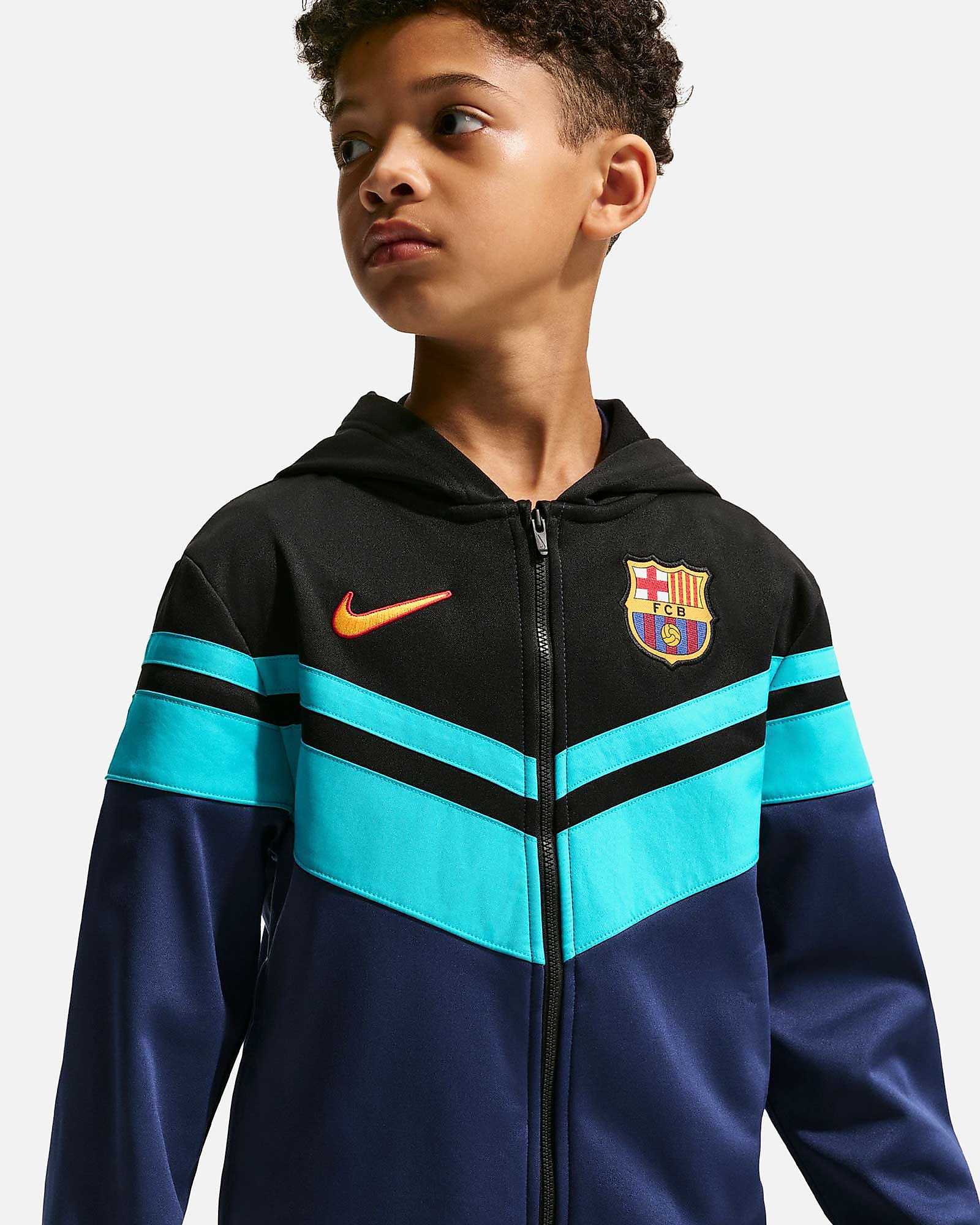 Chándal FC Barcelona 2026/2027 Chándal FC Barcelona 2026/2027 - Fútbol Factory