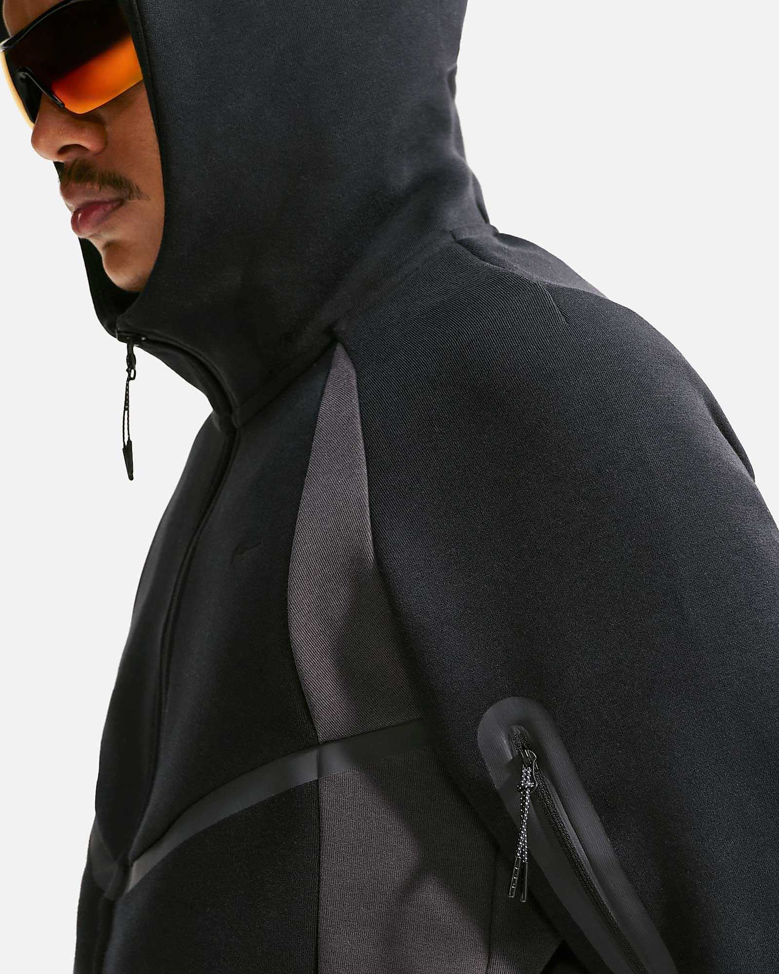 Casaco Nike Tech Windrunner Casaco Nike Tech Windrunner - Fútbol Factory