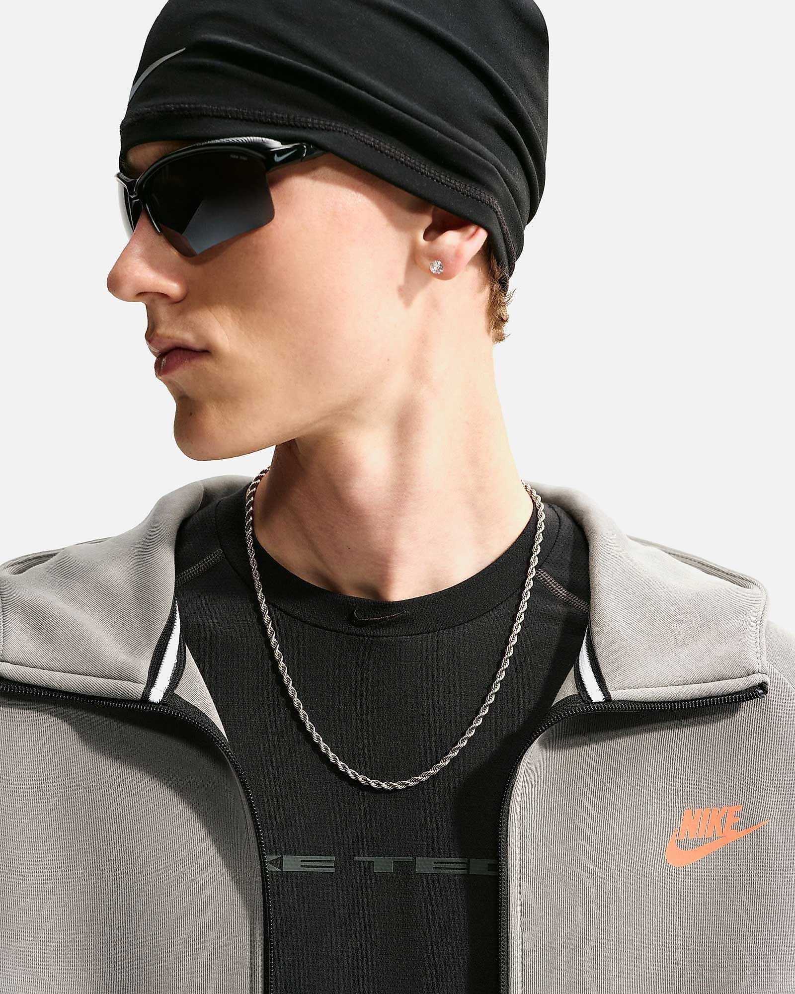 Chaqueta Nike Tech Windrunner - Fútbol Factory
