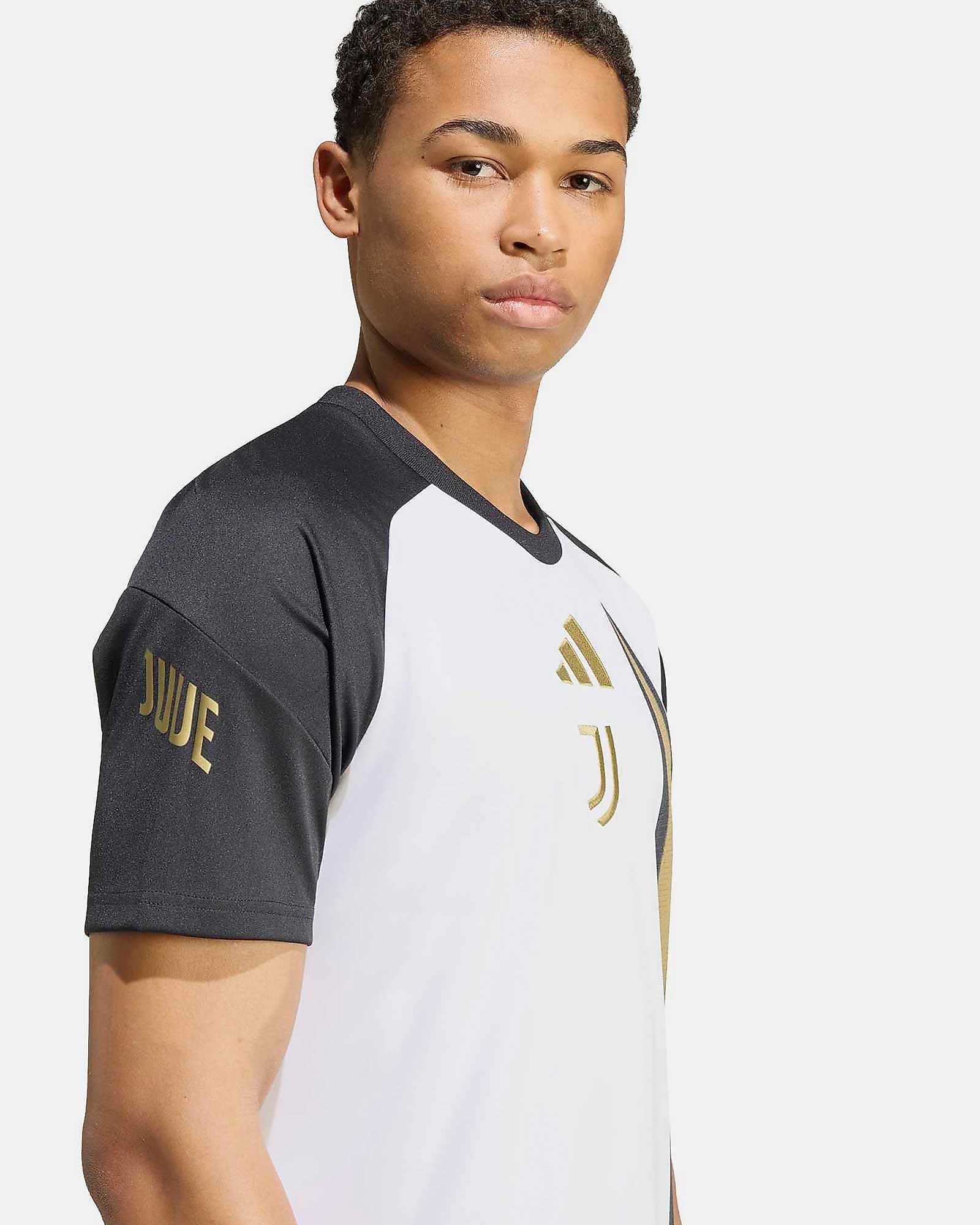 Camiseta entrenamiento Juventus 2026/2027 Camiseta entrenamiento Juventus 2026/2027 - Fútbol Factory