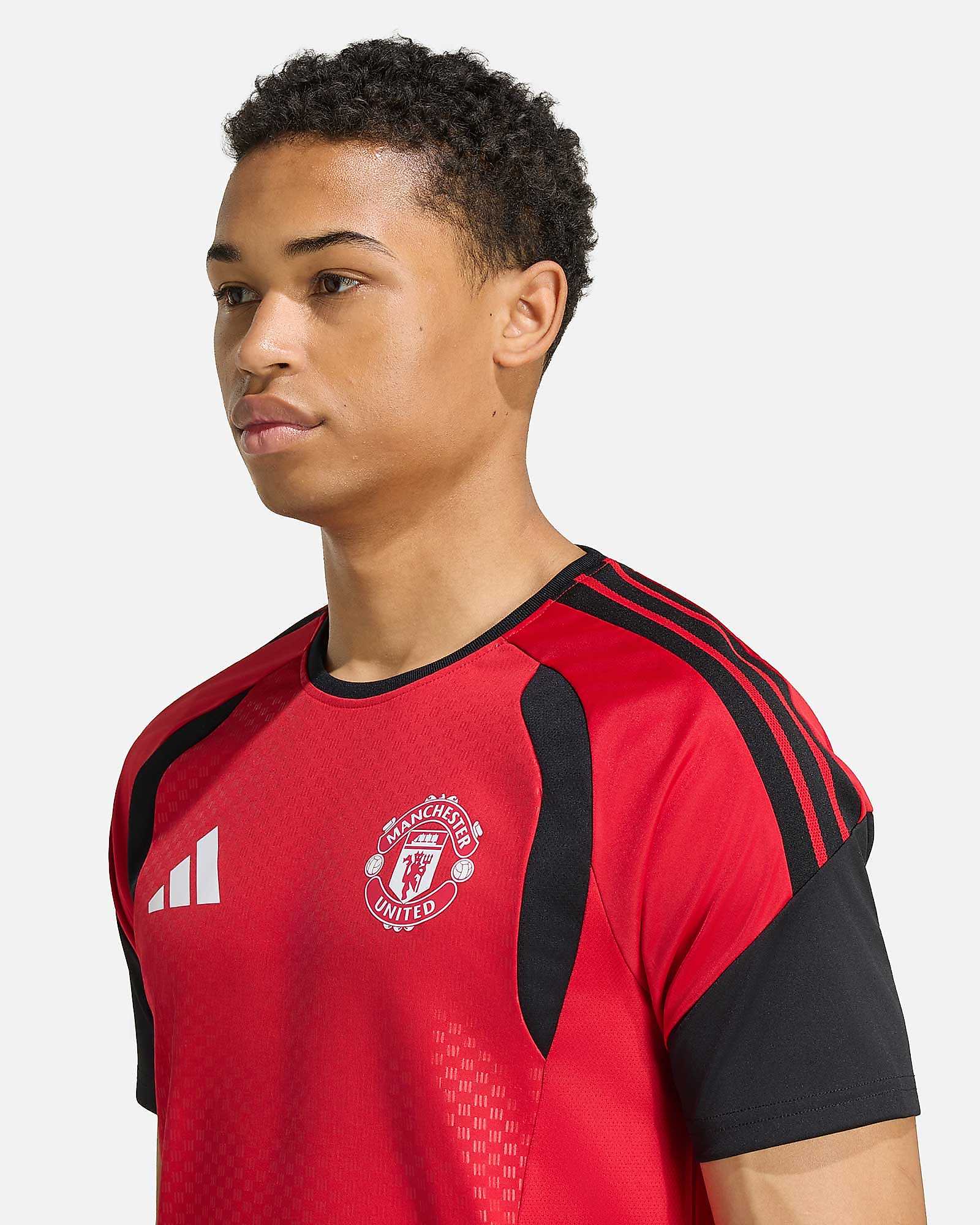 Camiseta Manchester United 2026/2027 TR Camiseta Manchester United 2026/2027 TR - Fútbol Factory