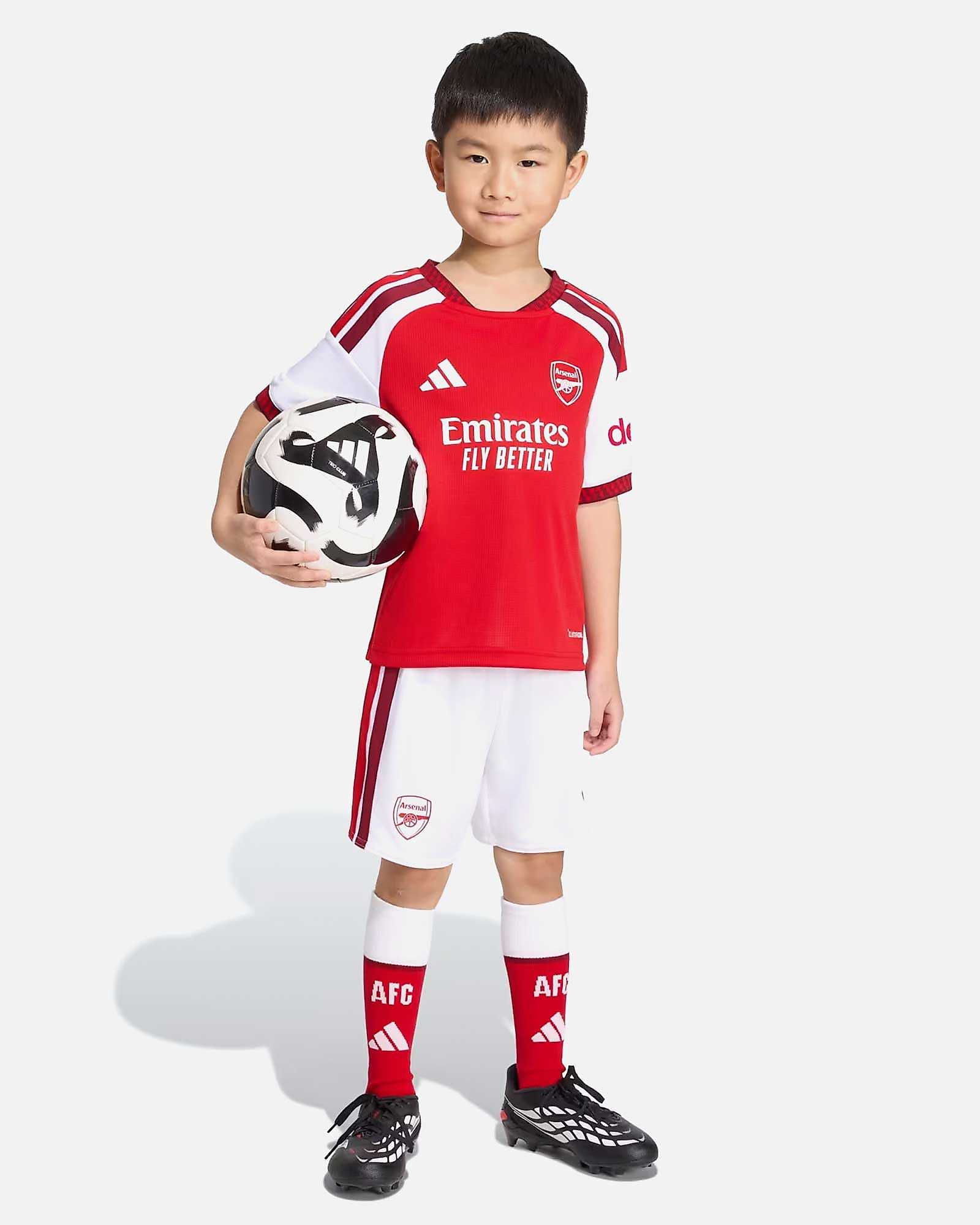 Conjunto Arsenal FC 1ª Equipación Home Kids Set 2026/2027 Conjunto Arsenal FC 1ª Equipación Home Kids Set 2026/2027 - Fútbol Factory