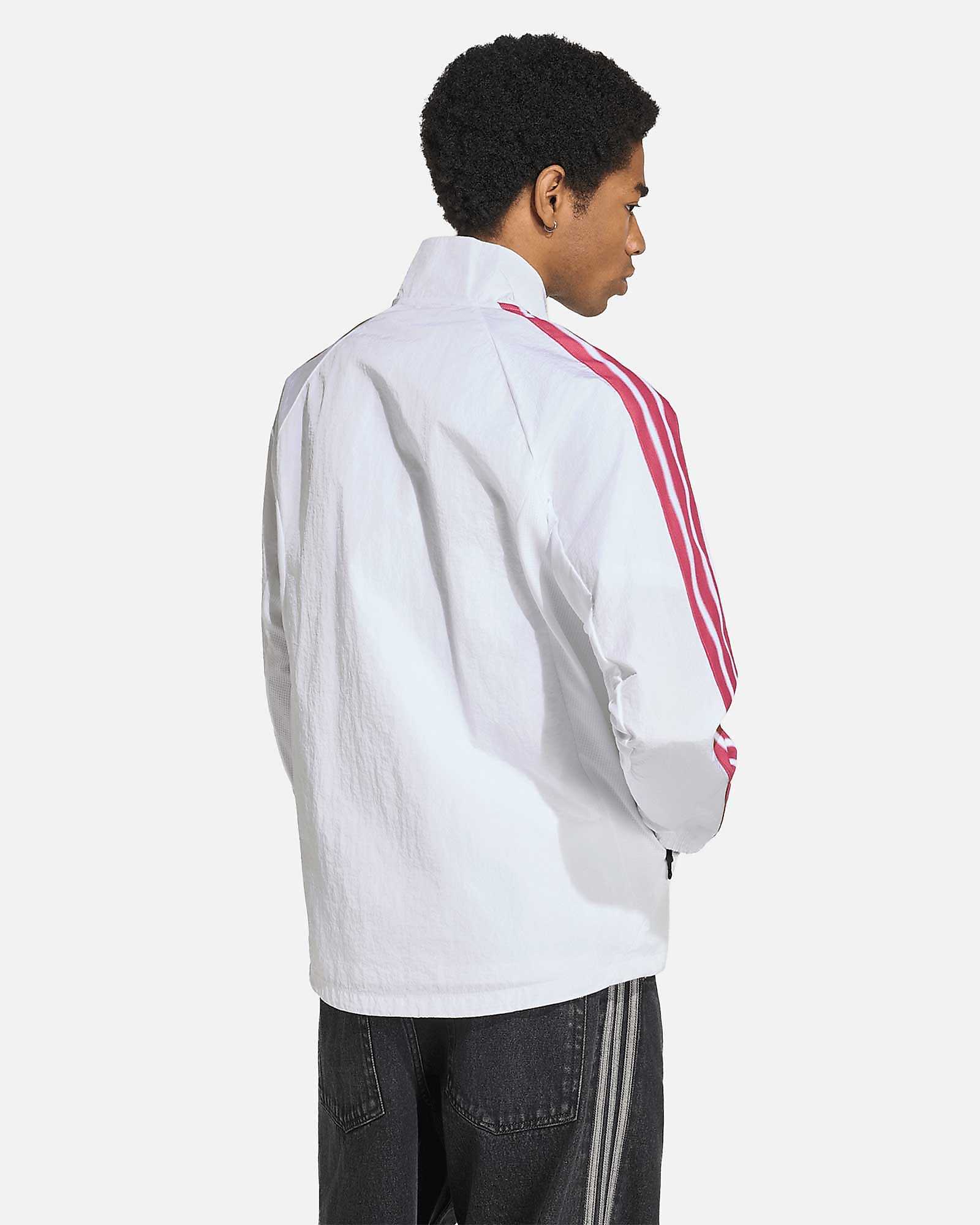 Chaqueta Real Madrid 2026/2027 Himno Chaqueta Real Madrid 2026/2027 Himno - Fútbol Factory