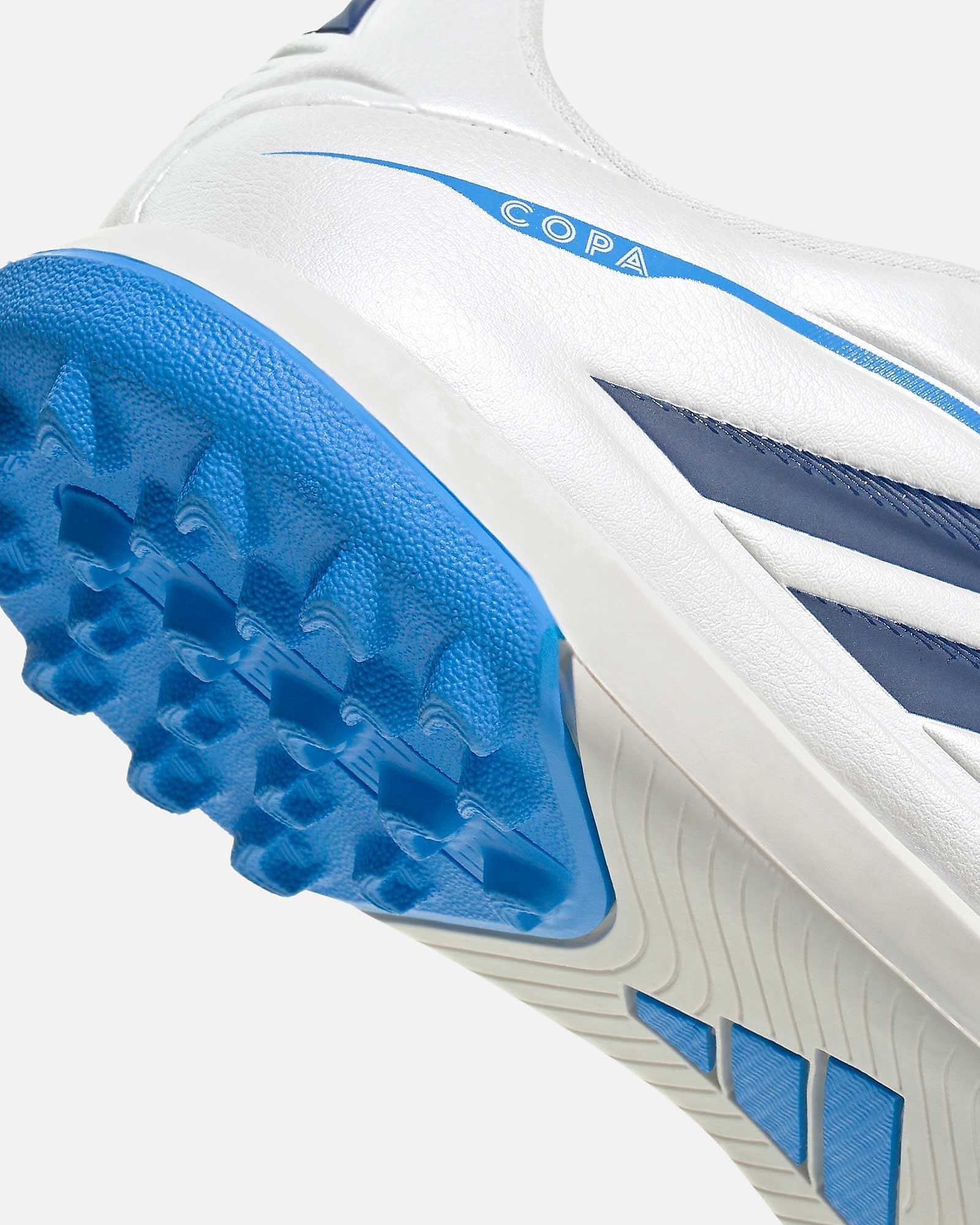 Botas adidas Copa Pure IV Club Turf Botas adidas Copa Pure IV Club Turf - Fútbol Factory