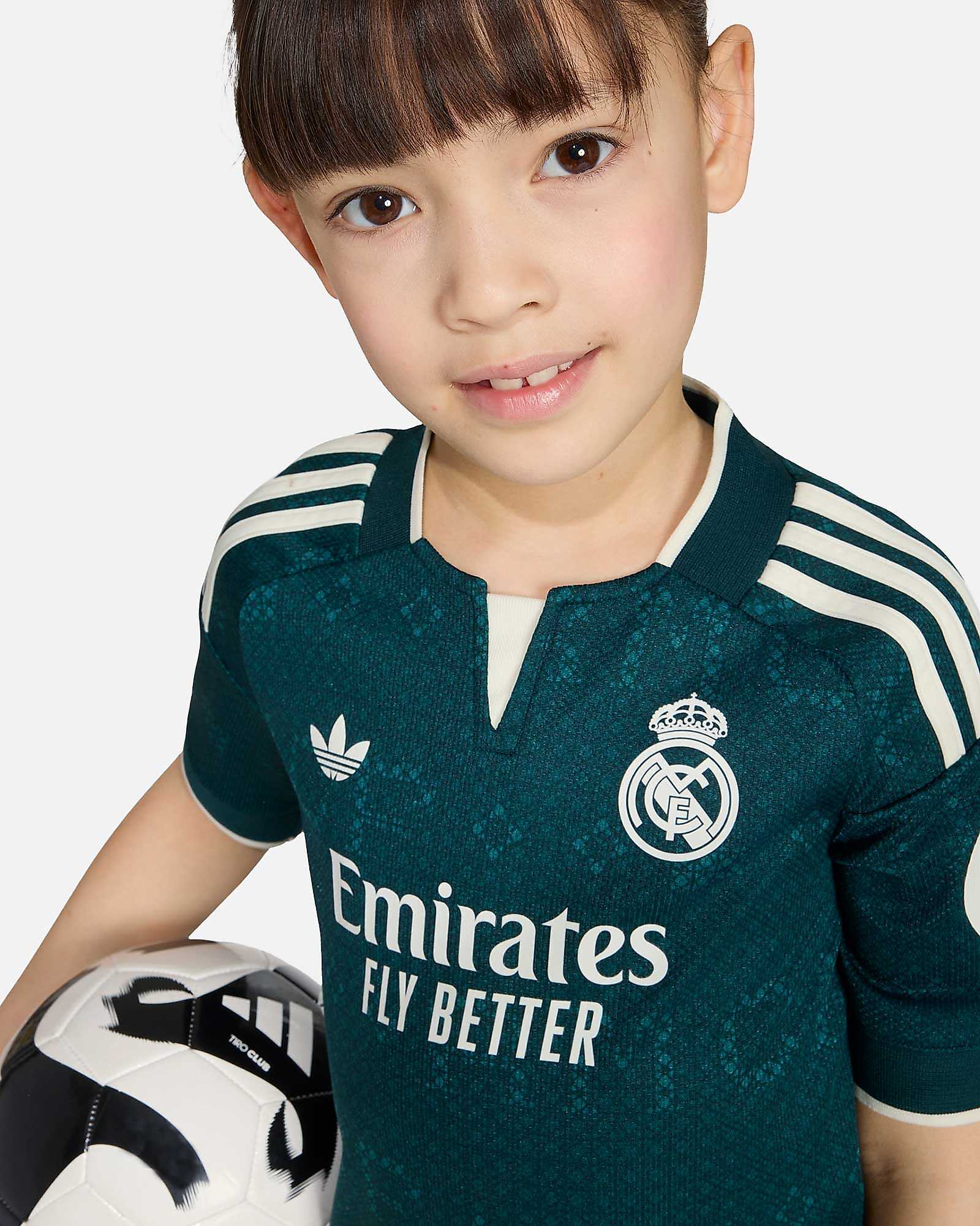 Mini conjunto 2ª Real Madrid 2026/2027 Mini conjunto 2ª Real Madrid 2026/2027 - Fútbol Factory