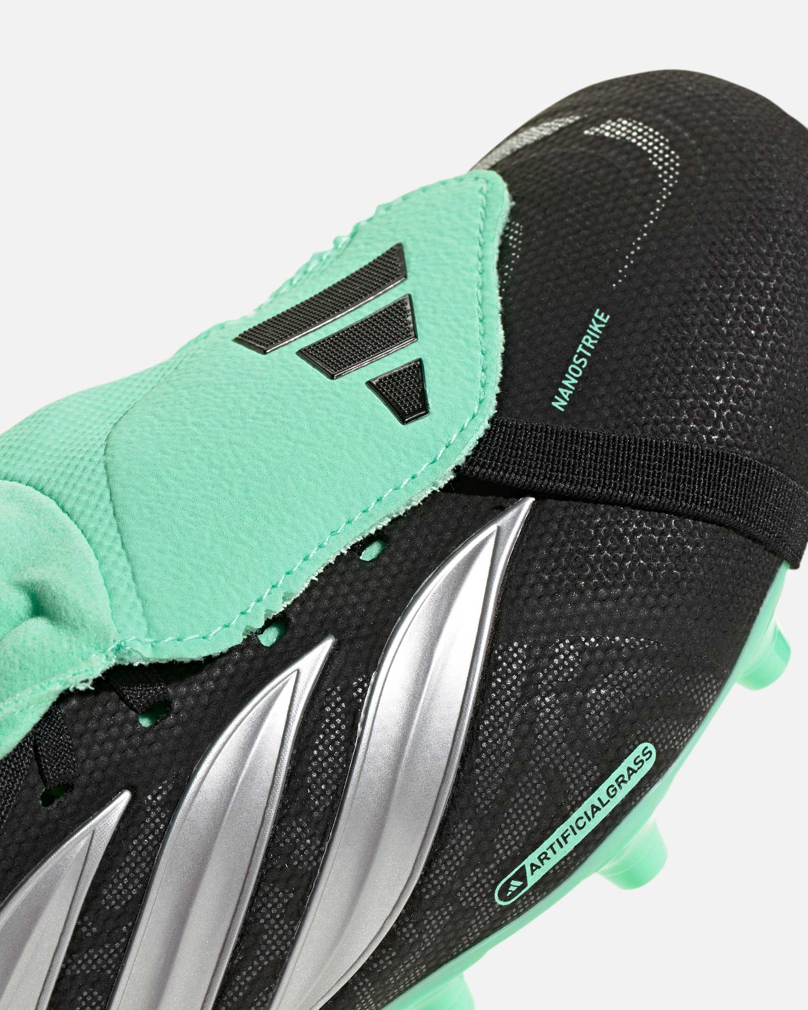 Chuteiras adidas Predator League AG - Fútbol Factory
