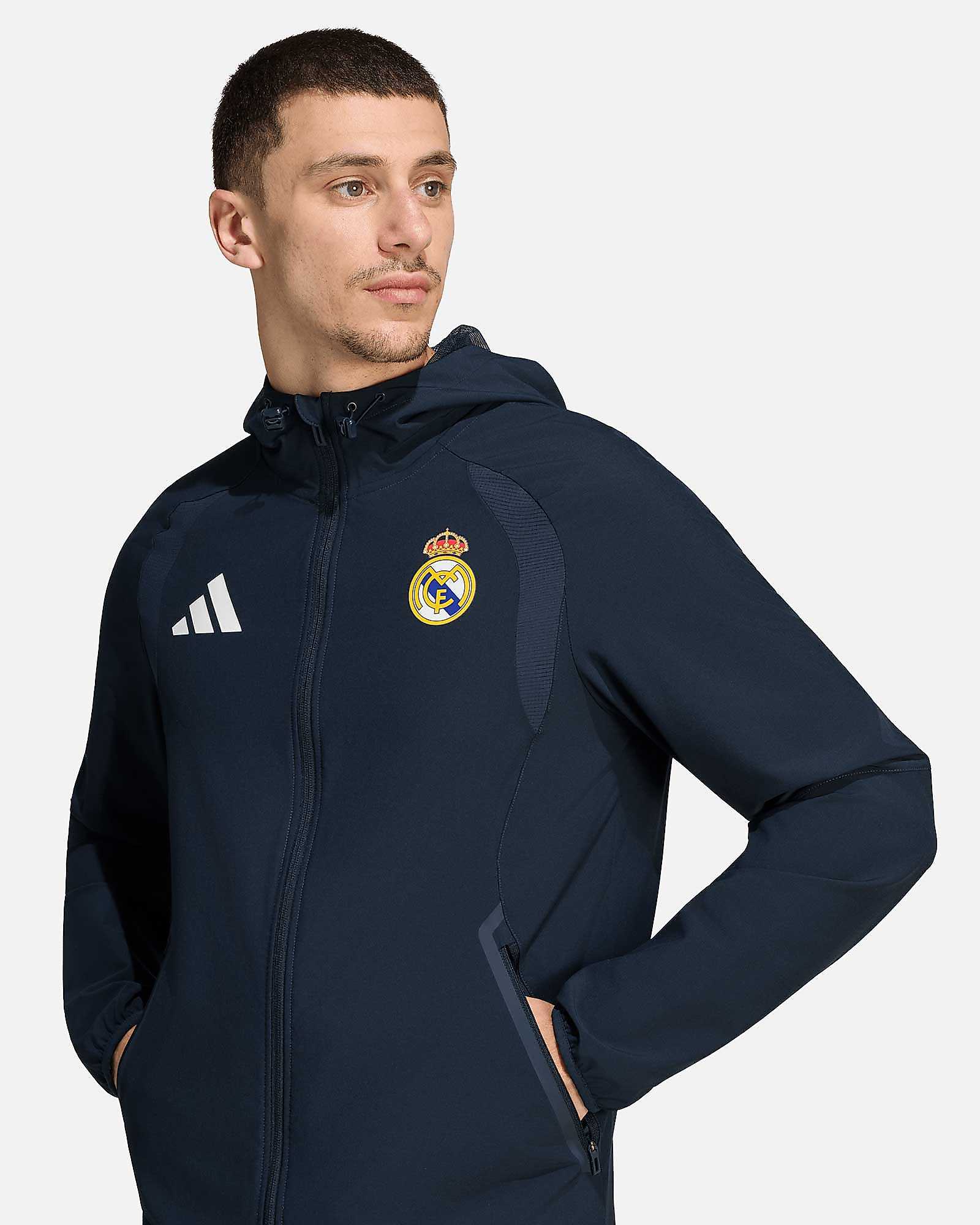 Casaco Real Madrid 2026/2027 Tiro Travel Casaco Real Madrid 2026/2027 Tiro Travel - Fútbol Factory