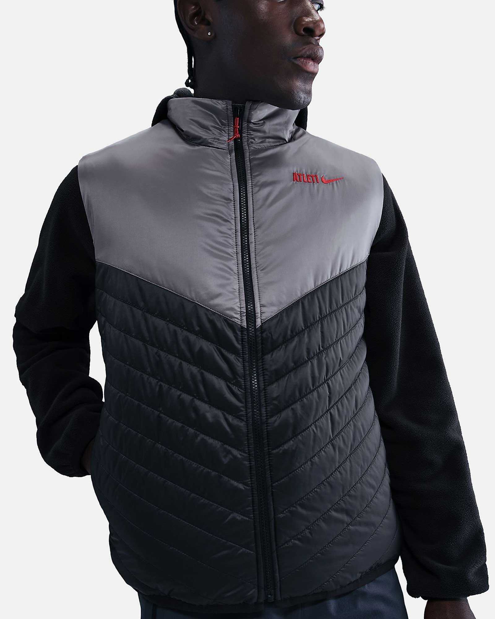 Chaqueta Atlético Madrid 2025/2026 Essential Windrunner Chaqueta Atlético Madrid 2025/2026 Essential Windrunner - Fútbol Factory