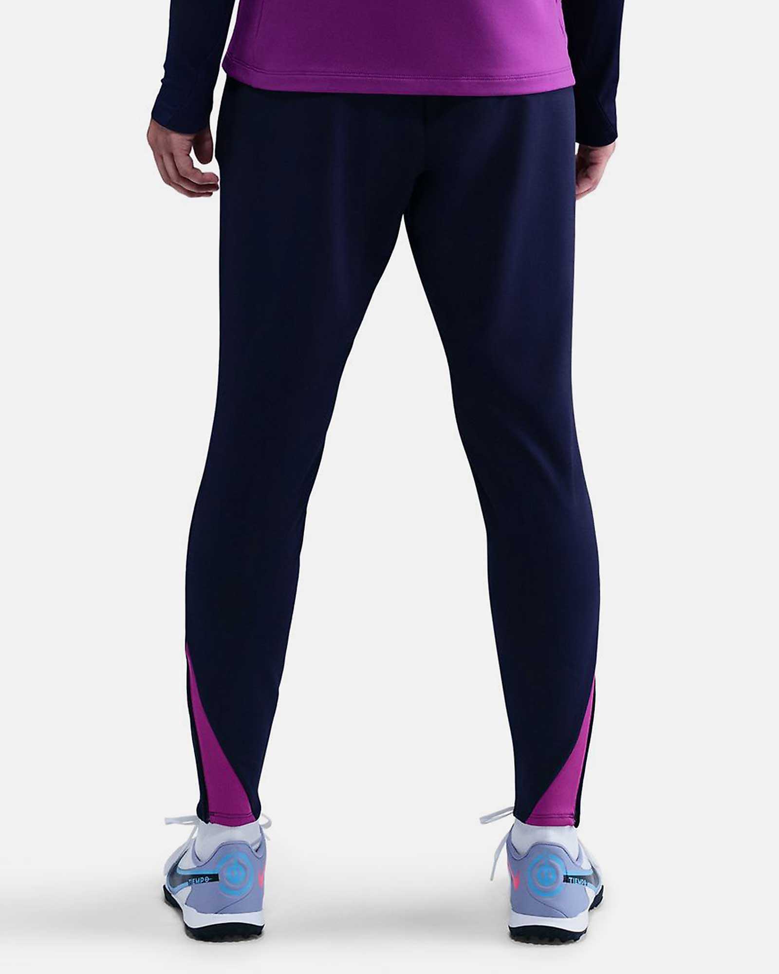 Pantalón FC Barcelona Strike 2025/2026 Pantalón FC Barcelona Strike 2025/2026 - Fútbol Factory
