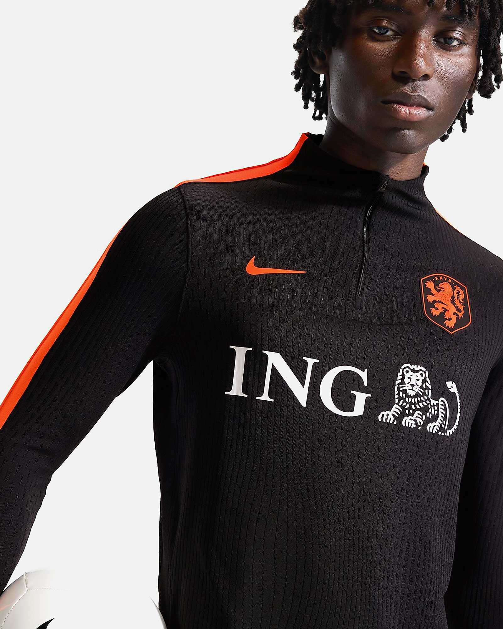 Sudadera Países Bajos Strike Mundial 2026 - Fútbol Factory
