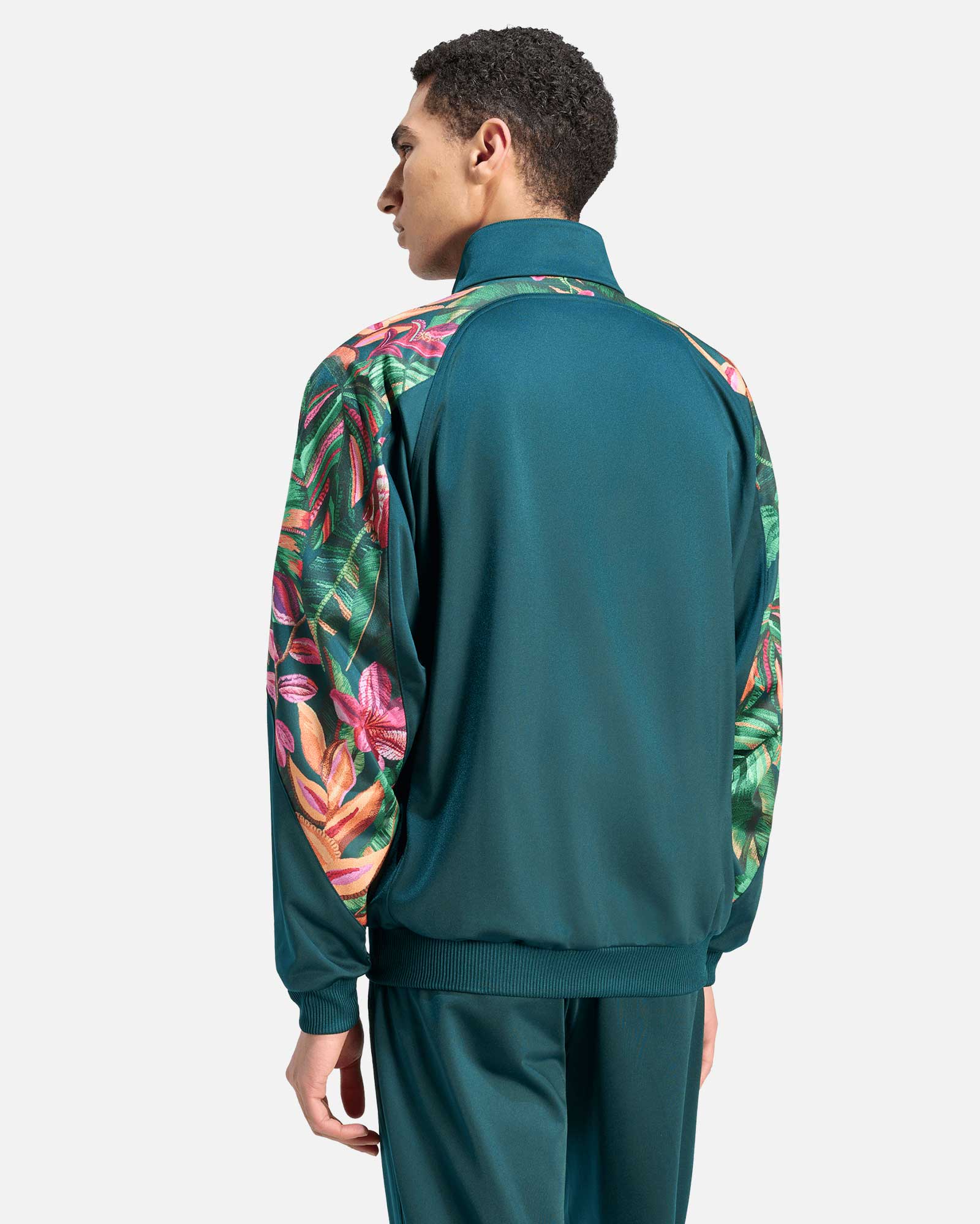 Chaqueta Real Madrid 2026/2027 FARM - Fútbol Factory