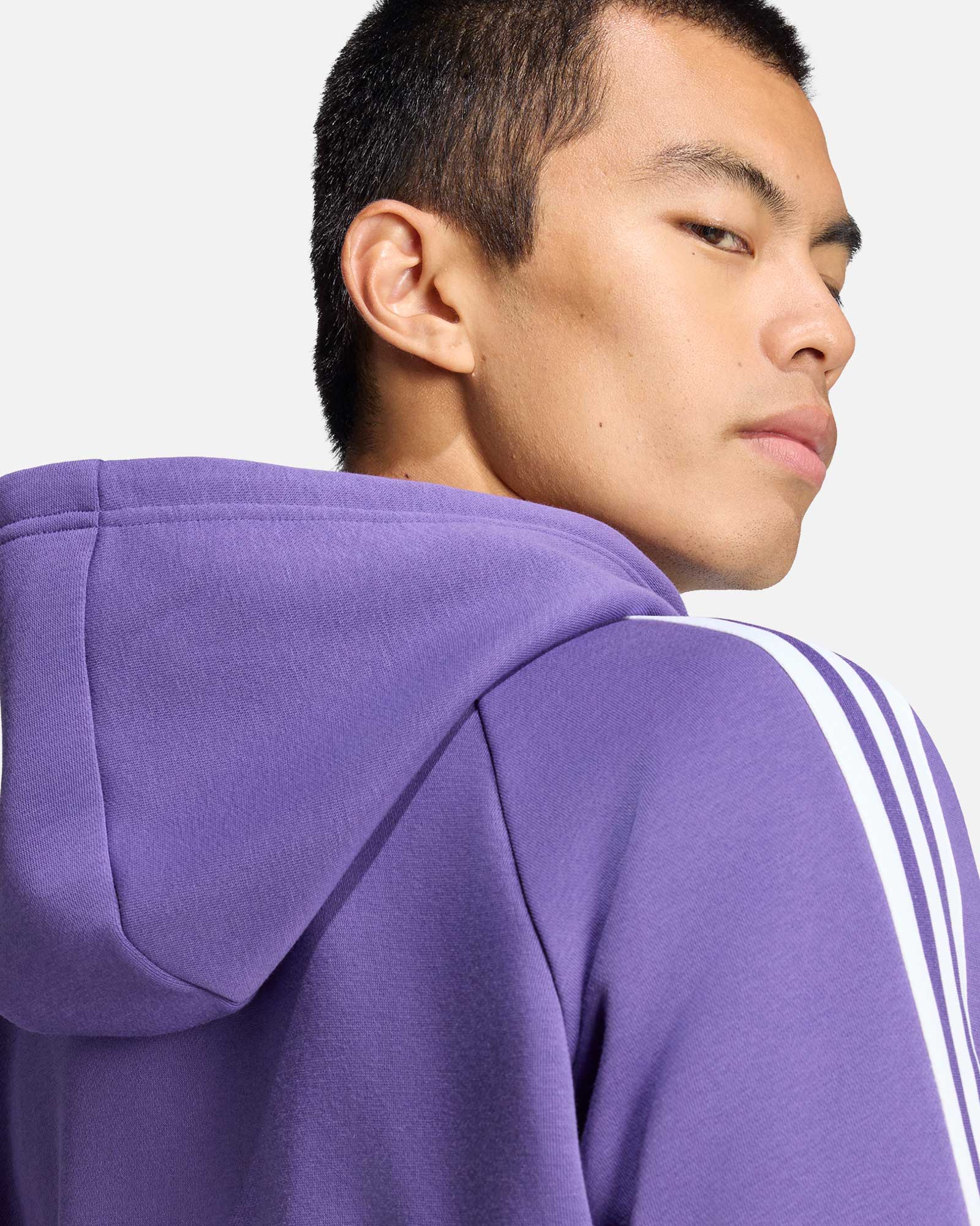 Sudadera Real Madrid 2026/2027 Urban - Fútbol Factory