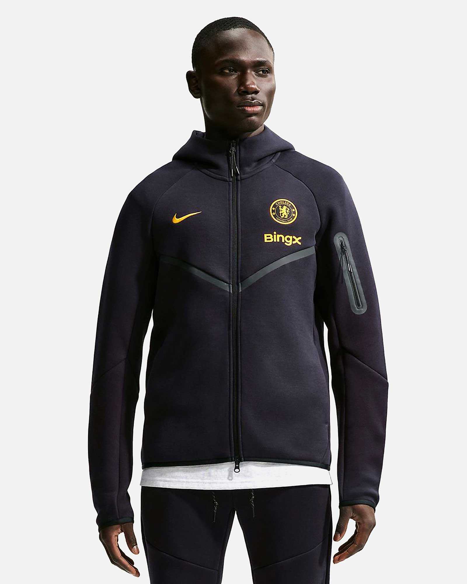 Sudadera Chelsea FC 2026/2027 Tech Fleece Windrunner Sudadera Chelsea FC 2026/2027 Tech Fleece Windrunner - Fútbol Factory