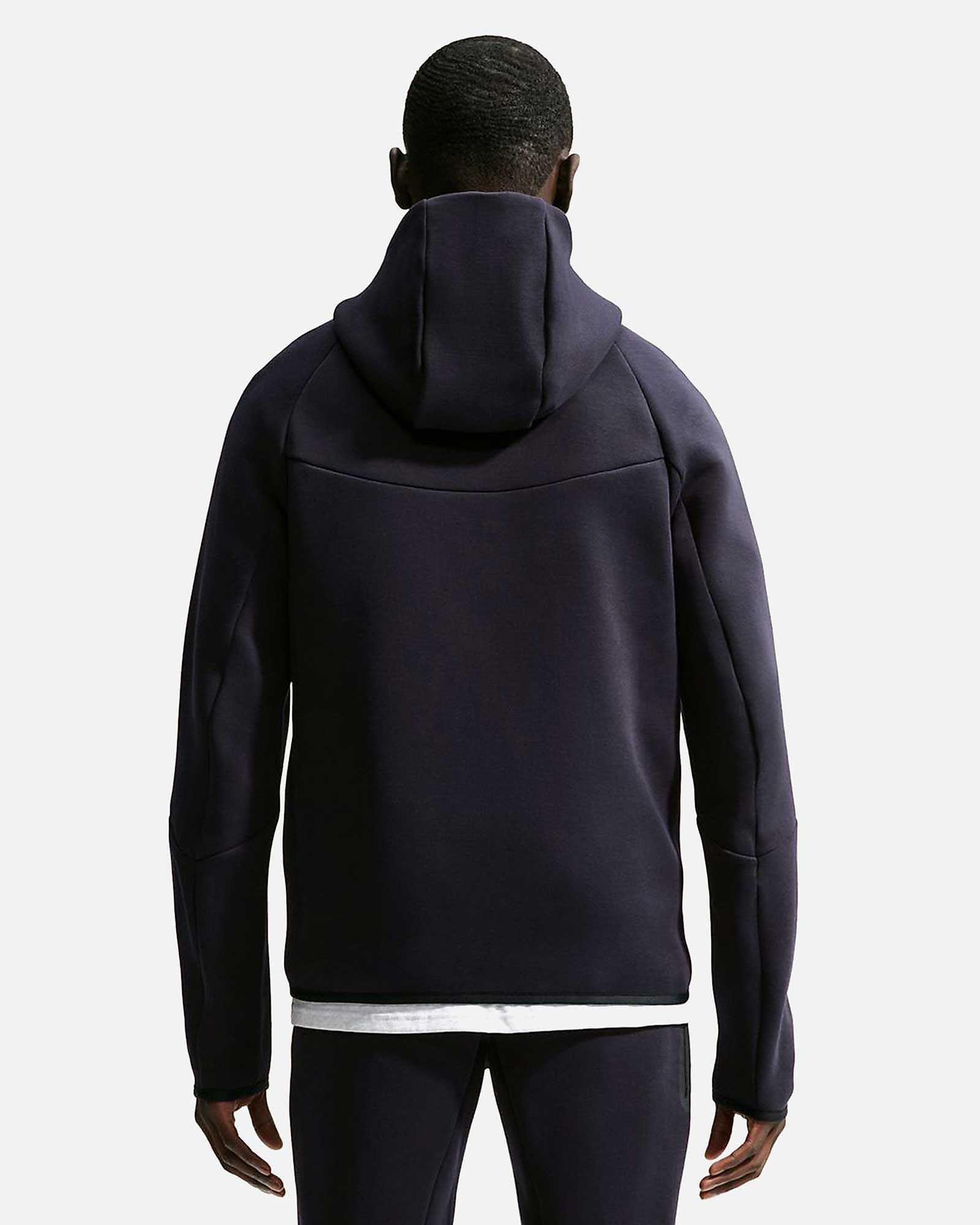 Sudadera Chelsea FC 2026/2027 Tech Fleece Windrunner Sudadera Chelsea FC 2026/2027 Tech Fleece Windrunner - Fútbol Factory