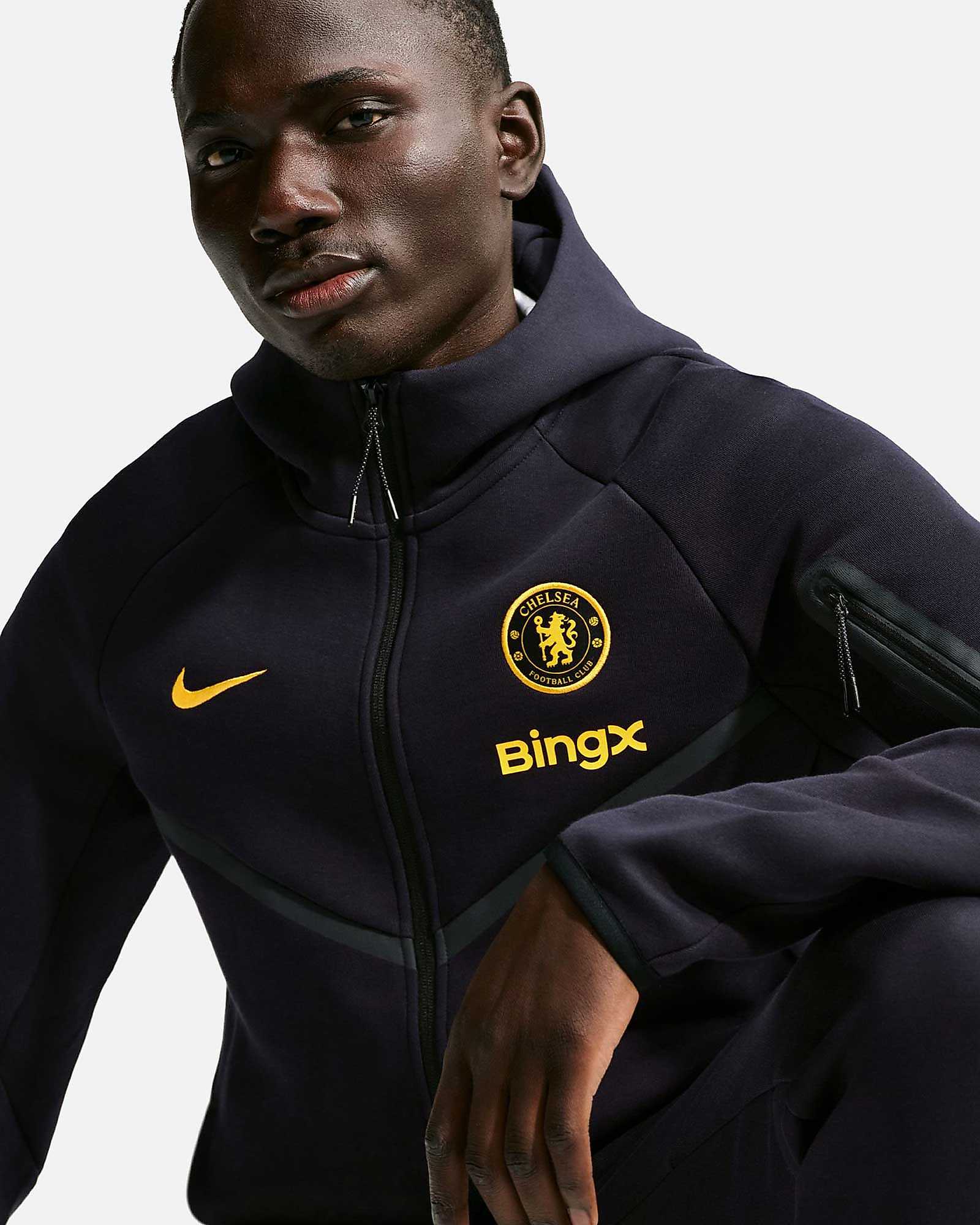 Sudadera Chelsea FC 2026/2027 Tech Fleece Windrunner Sudadera Chelsea FC 2026/2027 Tech Fleece Windrunner - Fútbol Factory